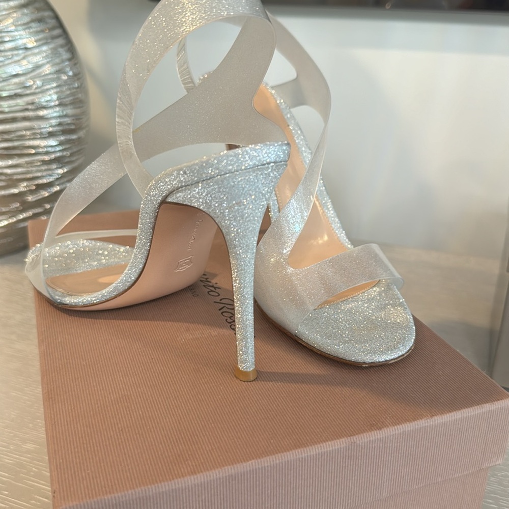Gianvito Rossi Metropolis Sling Back Silver/Clear Shoe Size 39.5